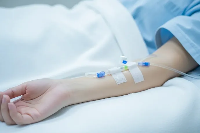 幹細胞治療の点滴を受けている患者さんのイメージ画像