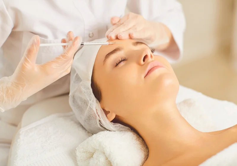 肌の再生医療を受けている人